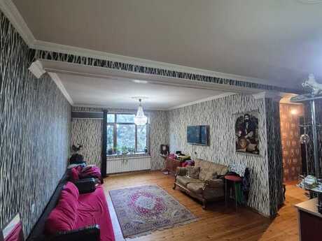 3 otaqlı köhnə tikili - Nəsimi r. - 80 m²