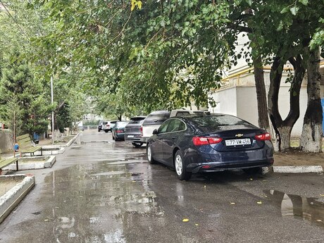 3 otaqlı köhnə tikili - Koroğlu m. - 85 m²
