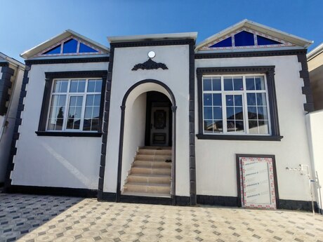 4 otaqlı həyət evi/bağ evi - Savalan q. - 120 m²