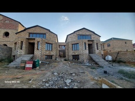 Satılır 6 otaqlı həyət evi/bağ evi 270 m², Sulutəpə q.
