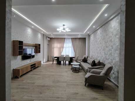 Elan №5935470 - Bakı, 28 May m., 2 otaqlı, 83 m², 7/17 mərtəbə