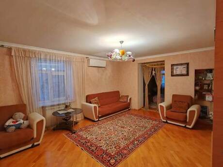 Объявление №5935612 - Баку, Ясамальский р., 2-комн., 65 м², 4/5 этаж