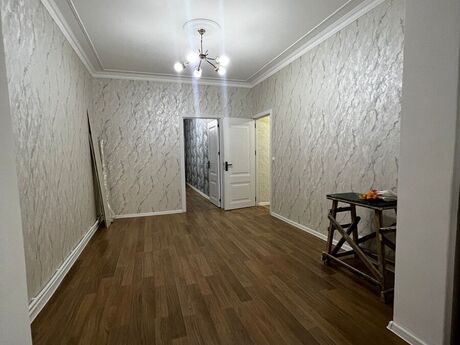 2 otaqlı köhnə tikili - Memar Əcəmi m. - 50 m²