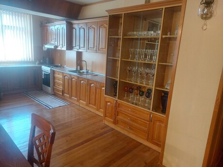 3 otaqlı mənzil, 75 m², 28 May: 280 000 ₼ 5