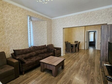 3 otaqlı yeni tikili - Nəriman Nərimanov m. - 120 m²