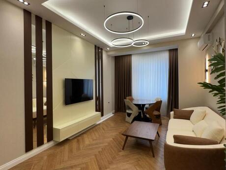 Объявление №5935783 - Баку, м. Элмляр Академиясы, 2-комн., 68 м², 9/17 этаж