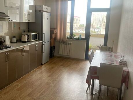 4-комн. офис - м. Низами - 150 м²