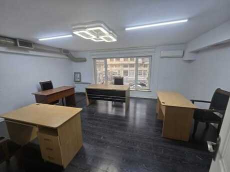 1 otaqlı ofis - Nəriman Nərimanov m. - 30 m²