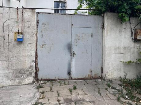 Satılır 6 otaqlı həyət evi/bağ evi 150 m², M.Ə.Rəsulzadə q.