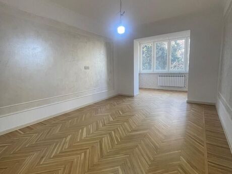 Elan №5936174 - Bakı, İçəri Şəhər m., 3 otaqlı, 80 m², 3/7 mərtəbə