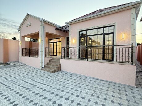 4 otaqlı həyət evi/bağ evi - Şağan q. - 150 m²