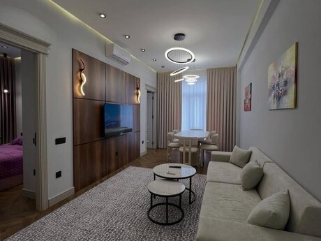 3 otaqlı yeni tikili - Nərimanov r. - 77 m²