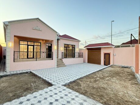 4 otaqlı həyət evi/bağ evi - Şağan q. - 150 m²
