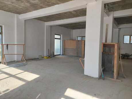 Obyekt - İnşaatçılar m. - 150 m²