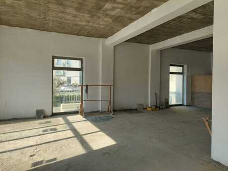 Obyekt - İnşaatçılar m. - 300 m²