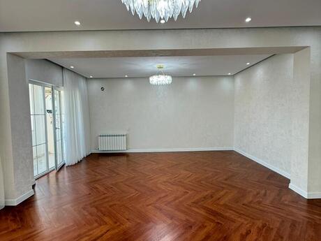 5 otaqlı köhnə tikili - Köhnə Günəşli q. - 120 m²