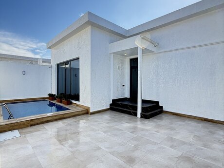 4 otaqlı həyət evi/bağ evi - Mərdəkan q. - 110 m²