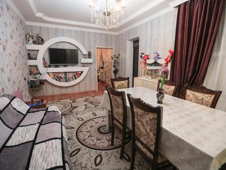 4 otaqlı həyət evi/bağ evi - Əhmədli m. - 100 m²