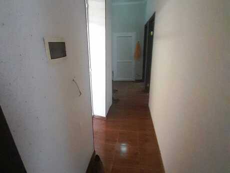 Satılır 3 otaqlı həyət evi/bağ evi 70 m², Xırdalan