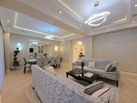 4 otaqlı yeni tikili - Ağ şəhər q. - 180 m²