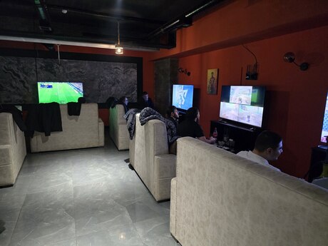 Satılır obyekt 120 m², 8 Noyabr m.