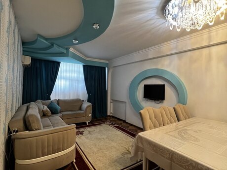 Satılır 2 otaqlı yeni tikili 67 m², Bakıxanov q.