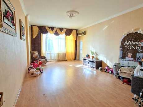 Satılır 3 otaqlı yeni tikili 145 m², Əhmədli m.