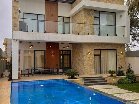 5 otaqlı həyət evi/bağ evi - Mərdəkan q. - 400 m²