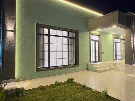 4 otaqlı həyət evi/bağ evi - Şüvəlan q. - 180 m²