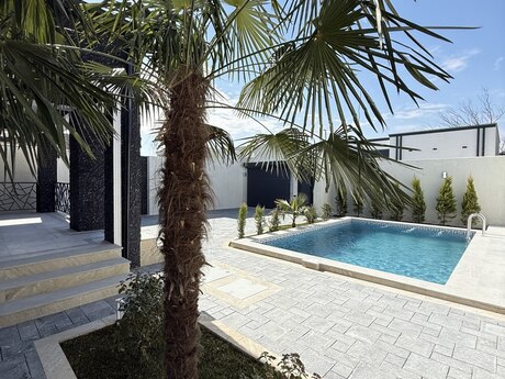 4 otaqlı həyət evi/bağ evi - Şüvəlan q. - 160 m²