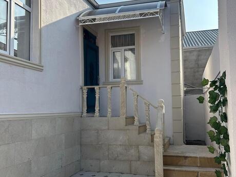 Satılır 3 otaqlı həyət evi/bağ evi 90 m², Binə q.