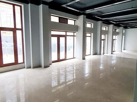 Obyekt - Ağ şəhər q. - 476 m²