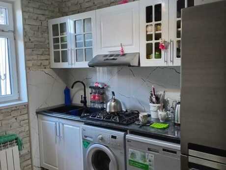 Satılır 3 otaqlı həyət evi/bağ evi 135 m², Biləcəri q.