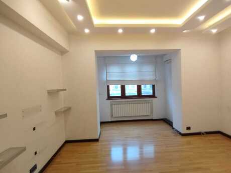 3 otaqlı köhnə tikili - Sahil m. - 100 m²