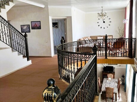 Elan №5937131 - Bakı, Lökbatan q., 6 otaqlı, 270 m²