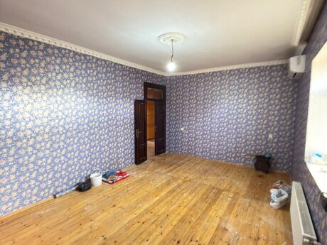 House with Garden, Villa For Sale