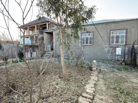 4 otaqlı həyət evi/bağ evi - Şüvəlan q. - 120 m²