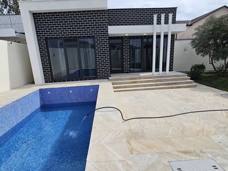 4 otaqlı həyət evi/bağ evi - Şüvəlan q. - 150 m²