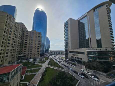 8 otaqlı ofis - 28 May m. - 200 m²
