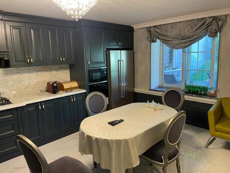 7 otaqlı həyət evi/bağ evi - Bilgəh q. - 500 m²