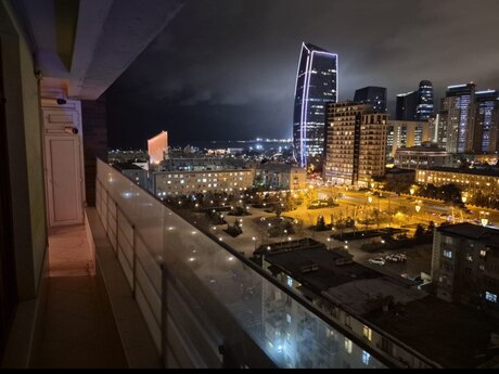 5 otaqlı yeni tikili - Şah İsmayıl Xətai m. - 225 m²