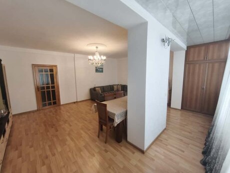 4 otaqlı köhnə tikili - Memar Əcəmi m. - 110 m²