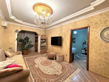 5 otaqlı köhnə tikili - 20 Yanvar m. - 120 m²