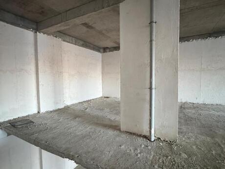 Obyekt - Ağ şəhər q. - 400 m²