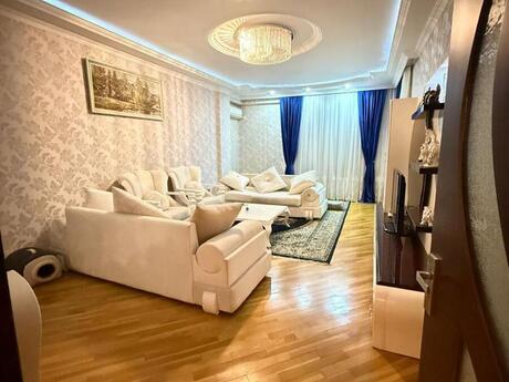 Объявление №5938444 - Баку, Ясамальский р., 3-комн., 140 м², 6/18 этаж