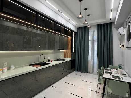 3 otaqlı yeni tikili - Azadlıq Prospekti m. - 125 m²