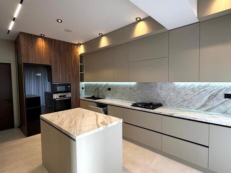 3 otaqlı yeni tikili - Şah İsmayıl Xətai m. - 128 m²