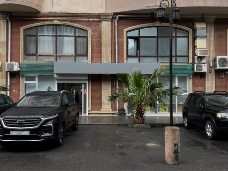 Elan №5401958 - Bakı, Elmlər Akademiyası m., 231 m²