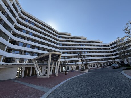 Elan №5938764 - Bakı, Ağ şəhər q., 3 otaqlı, 140 m², 4/8 mərtəbə
