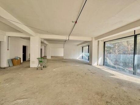 Obyekt - 28 May m. - 740 m²